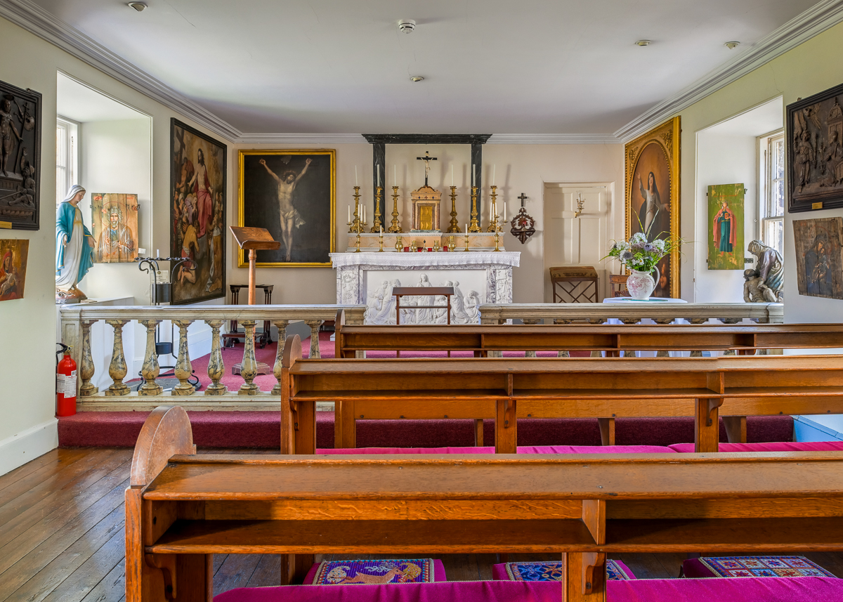 Mass in Traquair Chapel